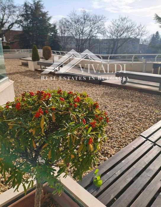 Двустаен обзаведен апартамент в кв.Бриз, Варна