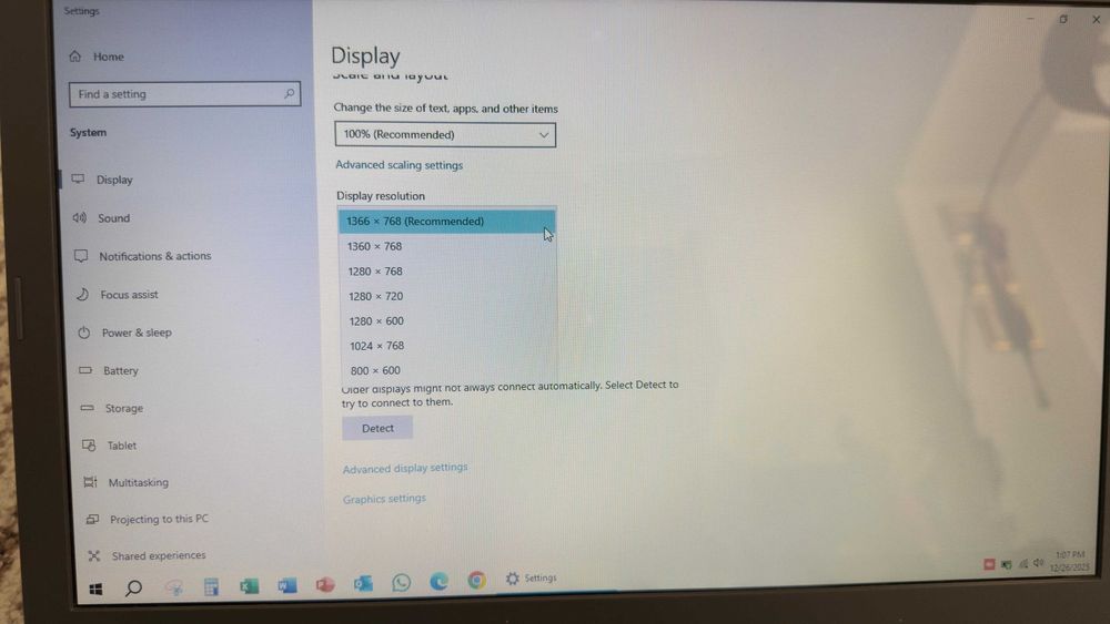 Laptop Acer Aspire E5-573G-56KR  i5-4210U