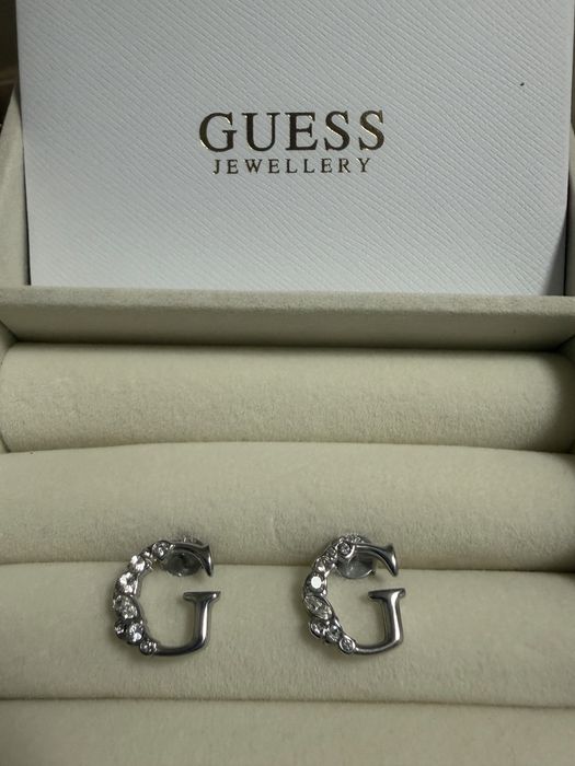 Cercei Guess originali – model G cu cristale