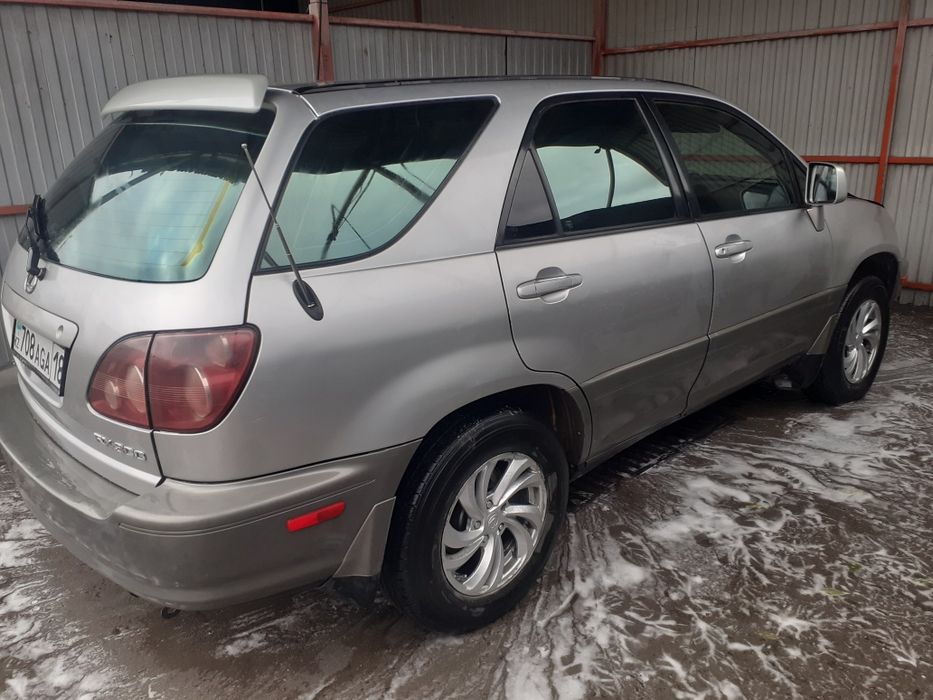 Продам лексус рх