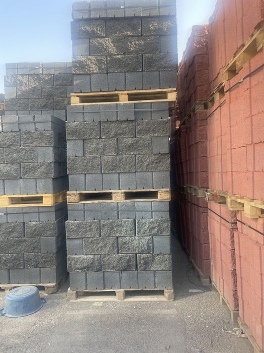 Сплитерный блок рваный кирпич тумбы для забора