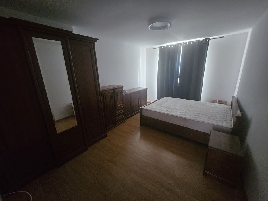 Apartament 2 camere, O.M / Politie