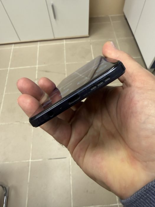 Motorola G84 5G 12/256gb - отлична