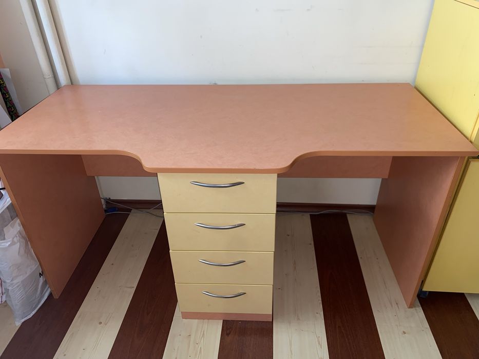 Двойно бюро за стая/офис