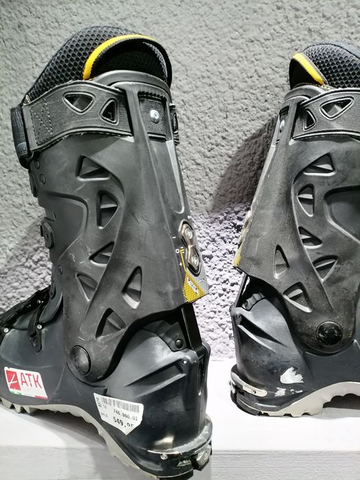 Clapari schiuri ski tura La Sportiva Vega Test marime 31.5