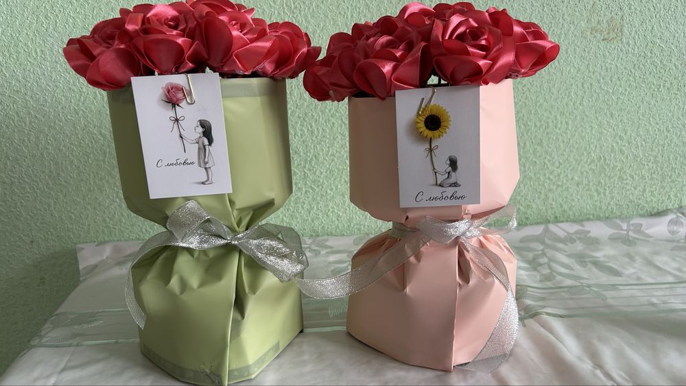 Цветы атласных лент букеты 13 шт