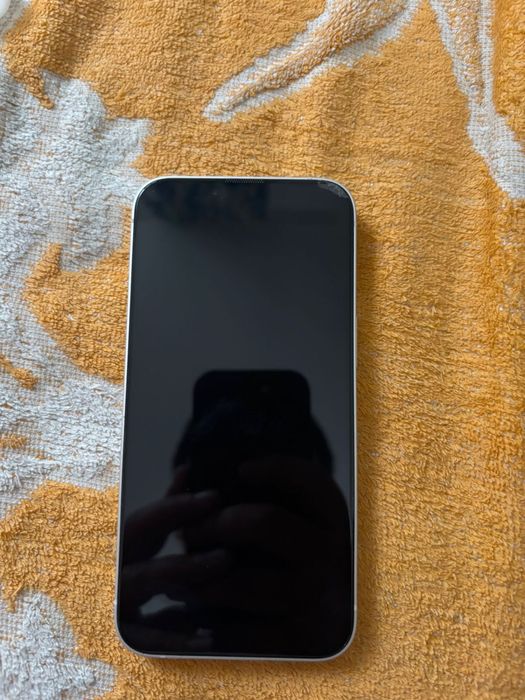 Айфон 14 белыго цвета