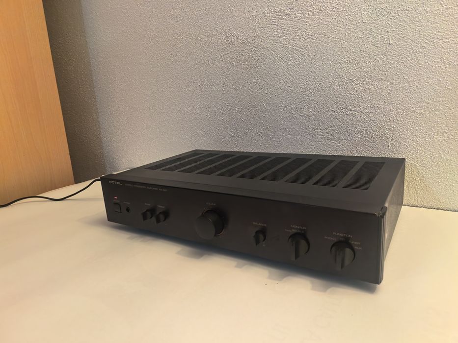 Amplificator Rotel RA 920AX si rotel RA 921 statie