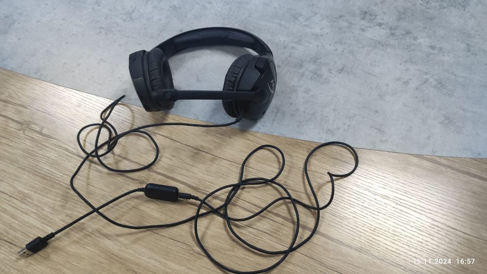 Гарнитура HYPERX cloud stinger s