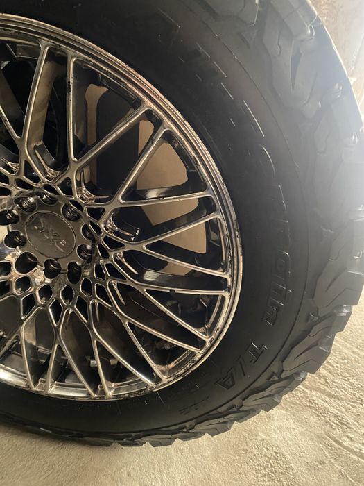 Шины Т/А в отличном состоянии