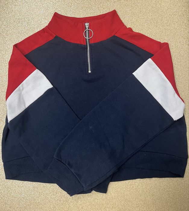 Блузи с дълъг ръкав и суитшърт - прочетете описанието