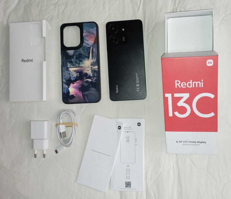 Redmi 13C 2025г {8/8+256} гб