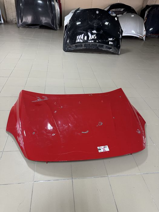 Капот Volvo V40 Вольво В40