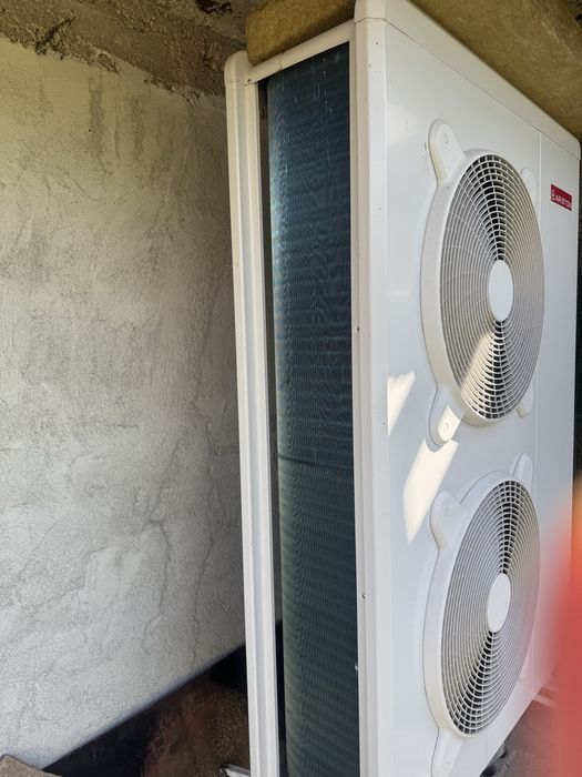 Термо помпа Ariston 12kW