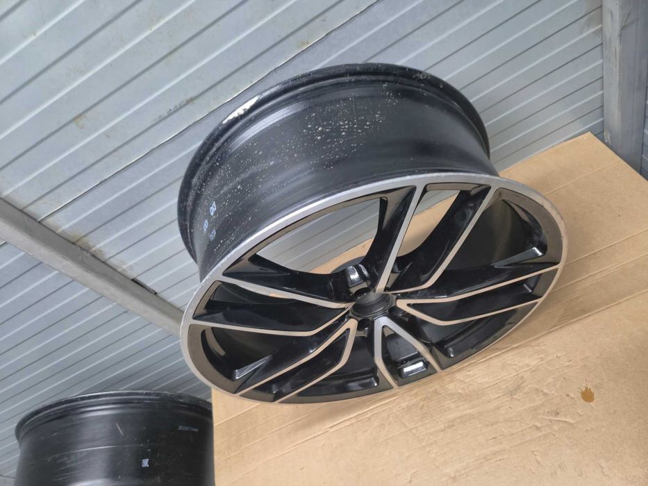 Janta R23 23 Mercedes AMG GLS X167 GLE W167 Cod A1674017700  / A1674017800