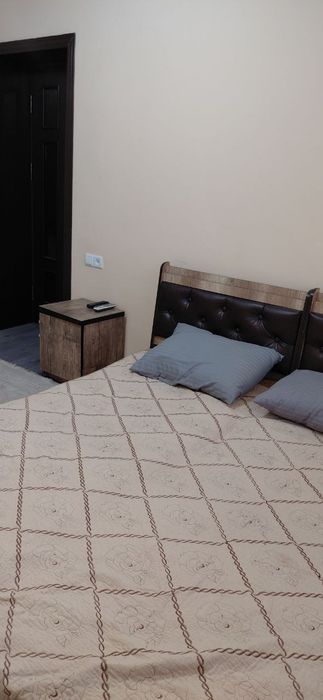 Kvartira srochniy oilaga,bollaga,qizlarga ijaraga beriladi