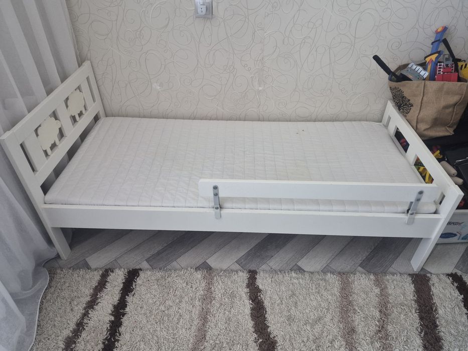 Срочно продам кровать