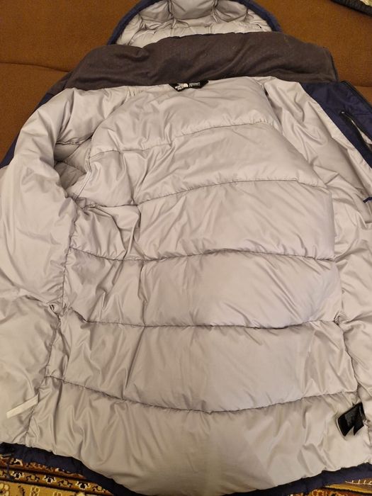 Продам оригинальный пуховик