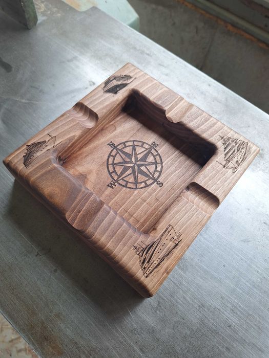 Дървен пепелник за пури