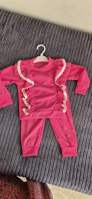 Продам детские вещи