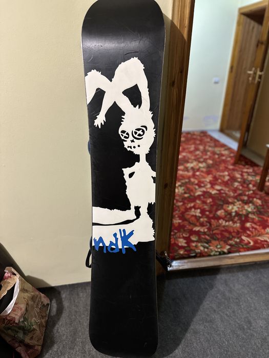 Продам сноуборд комплект