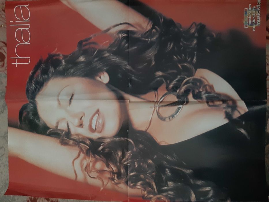Mega poster Thalia / Katie Holmes