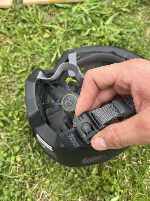 Каска за MTB IXS