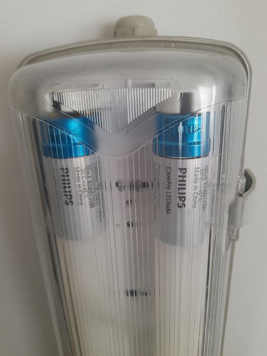 Corp iluminat Neon 120 cm