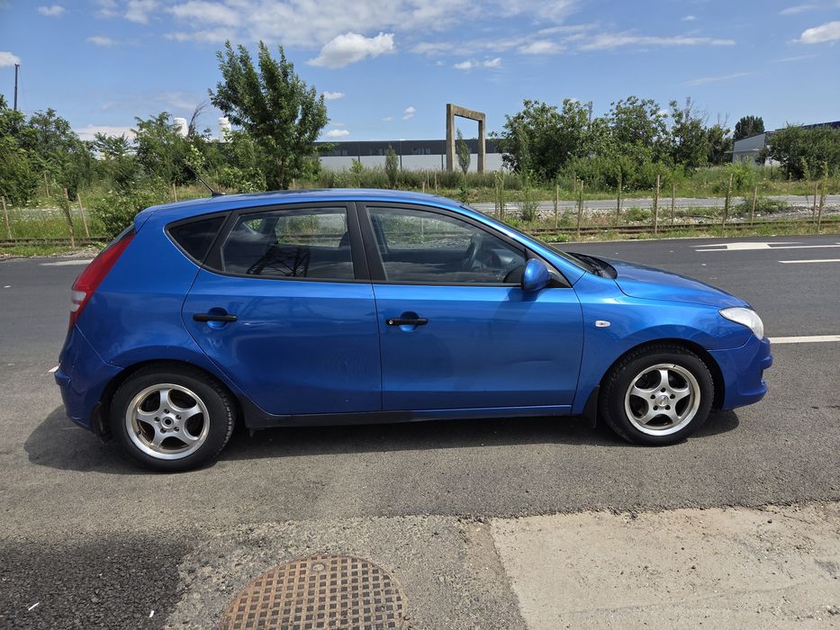 Hyundai i30 benzina