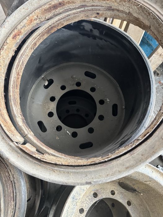 Диск на камаз продается 7 шт