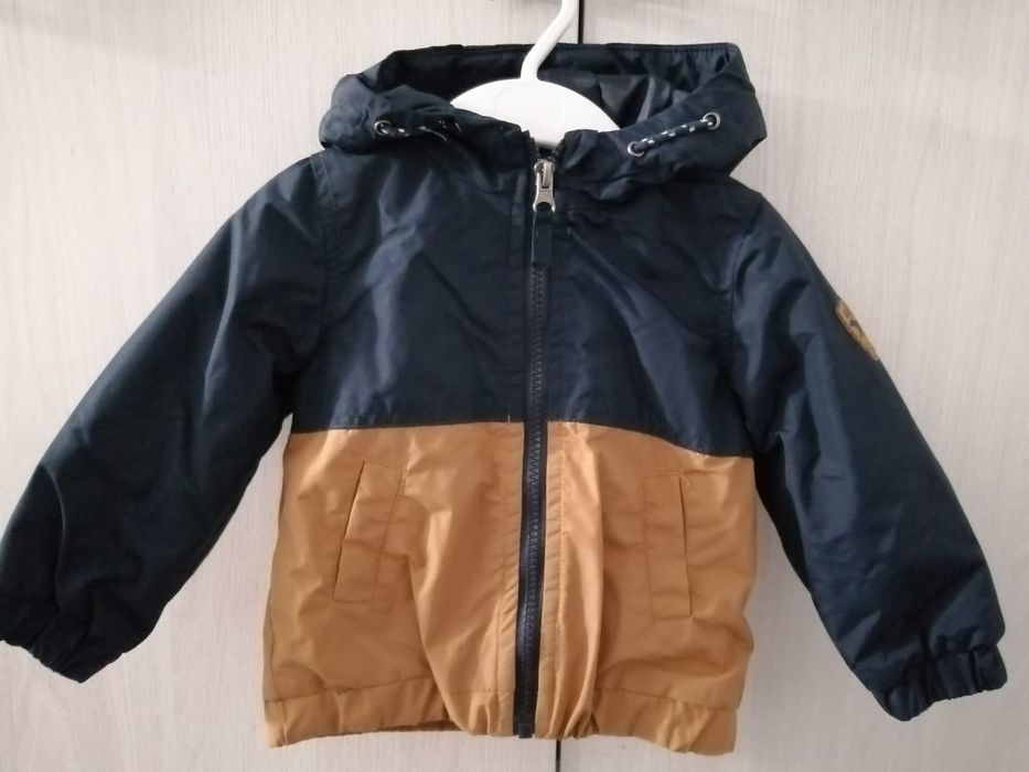 Продам детские куртки