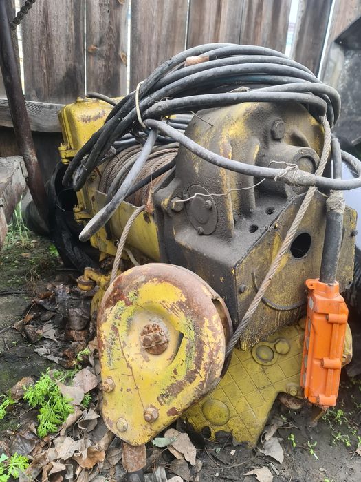 Продам тельфер 1 т