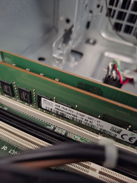 Vând unitate PC HP ProDesk 600 G2 MT