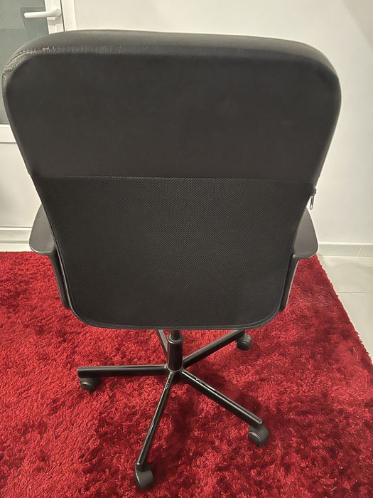 Scaun birou IKEA RENBERGET, confortabil, regabil, design modern
