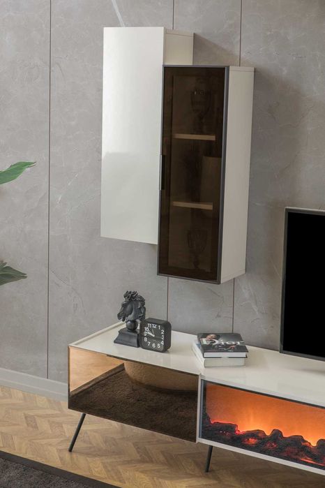 Секция BRONZE  с декоративна камина