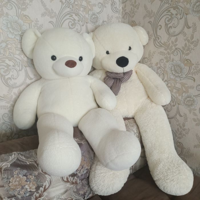 Белый плюшевые мишки