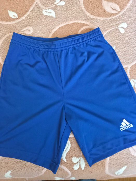 Спортни къси панталони Adidas