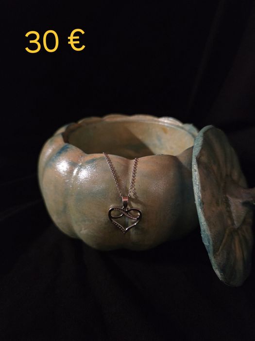 Гипсови отливки от порцеланов гипс