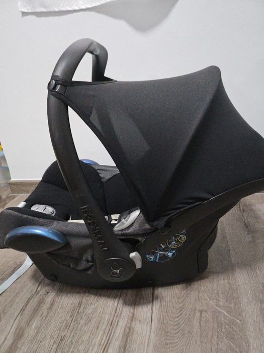 Бебешка кошница/столче за кола maxi cosi