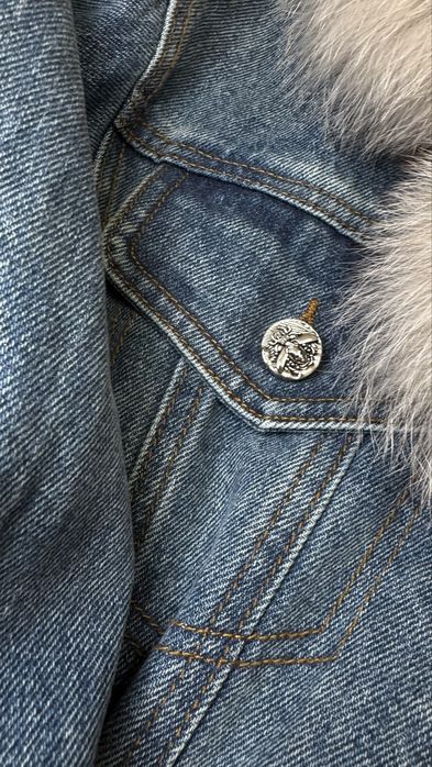 Продам куртку с натуральным мехом