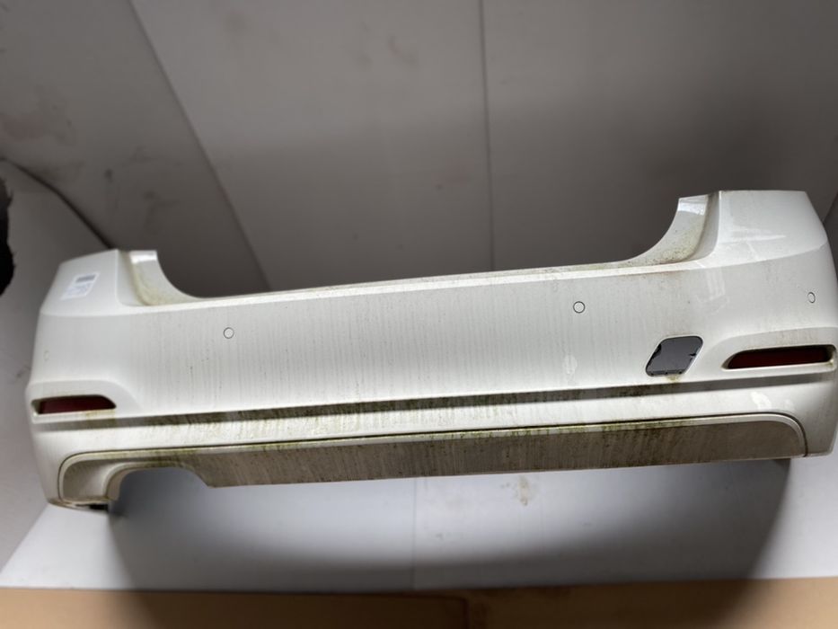 Aripa aripi BMW F30 F31 LCI trager bara far  aripa