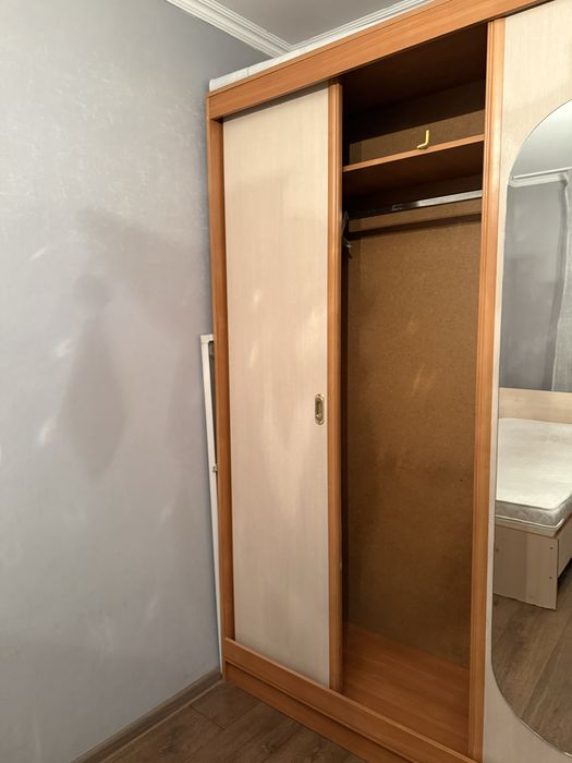 Продам шкаф купе