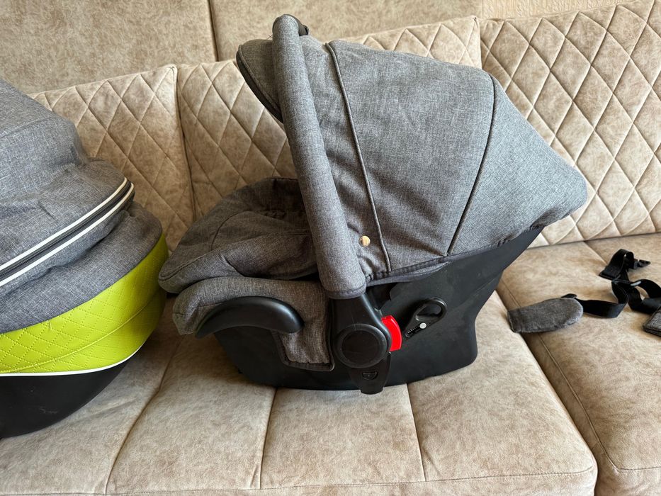 Продам коляску Adamex 3 в 1