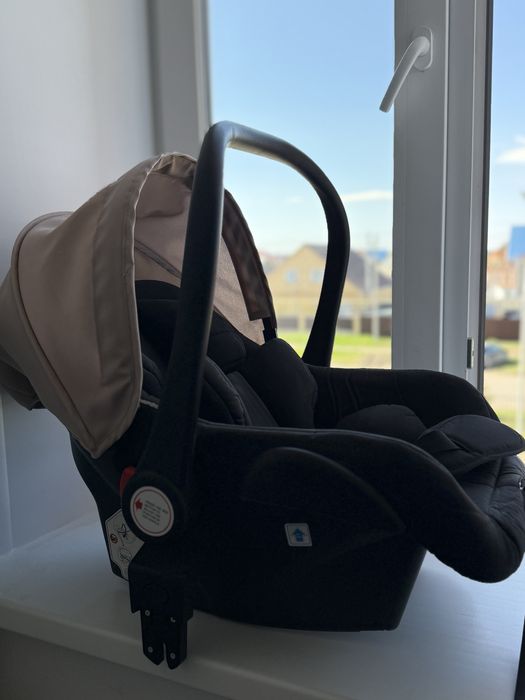 Продам коляску и авто-люльку