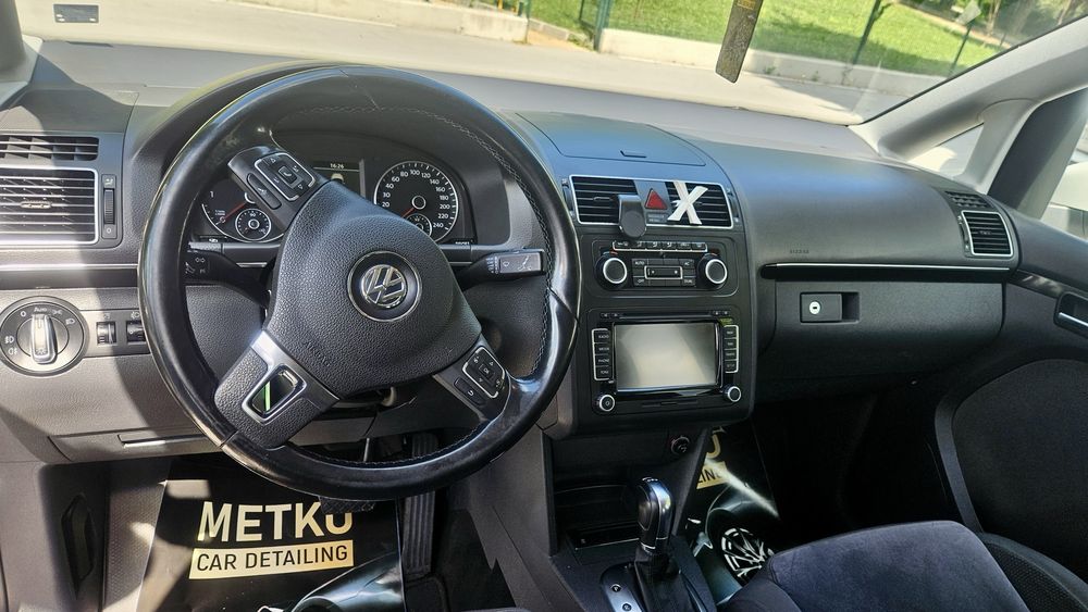VW Touran 2.0 DSG 170 к.с.6+1