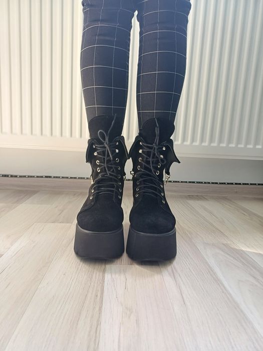 Bocanci Moja Monroe piele intoarsa nr 38