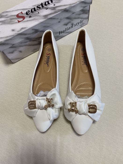 Balerini albi noi marime 39