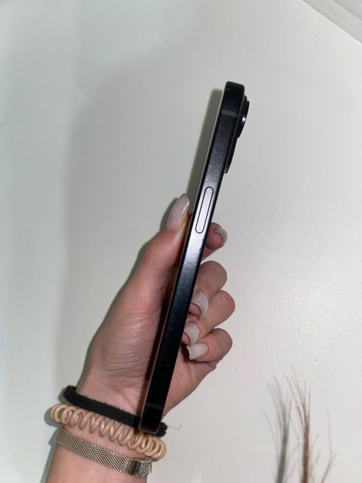 Продам айфон   15