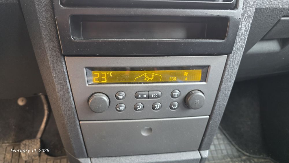 Se vinde Opel Meriva cu doar 118000km