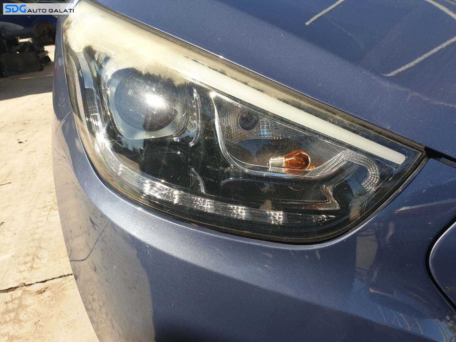 Far Dreapta cu Halogen Lupa si DRL Led Lumina Zi Hyundai ix35 FL Facelift 2013 - 2015 [Q1491]